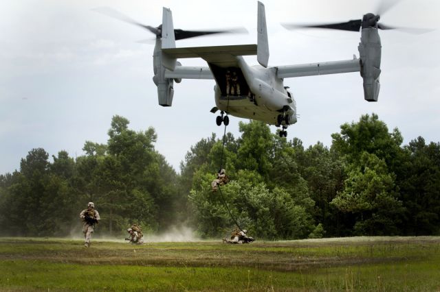 a_photo_collection_of_the_us_marine_corps_in_action_640_26