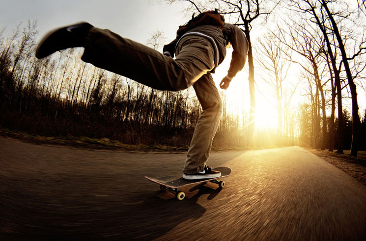 Jeroen Nieuwhuis foi nomeado o vencedor da categoria Close UP com essa foto de Erik Journée andando de skate no Denekamp, Holanda