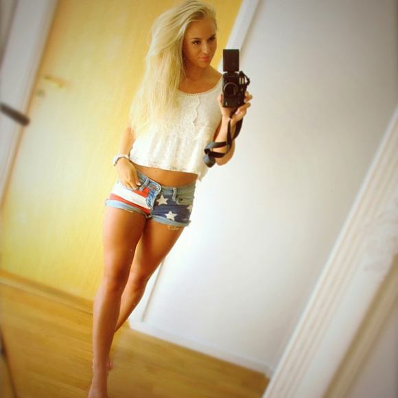Anna Nyström de short