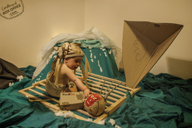 creative_parents_have_some_fun_bringing_movie_scenes_to_life_with_their_baby_640_05
