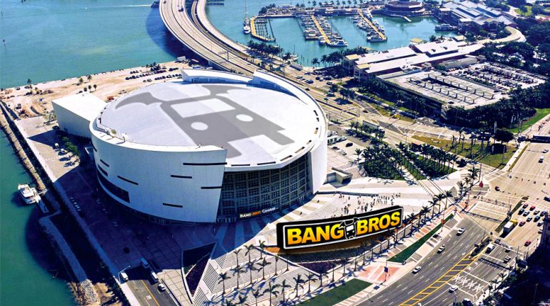 O Site pornô BangBros ofereceu 10 milhões de dólares pelo naming rights do Miami Stadium