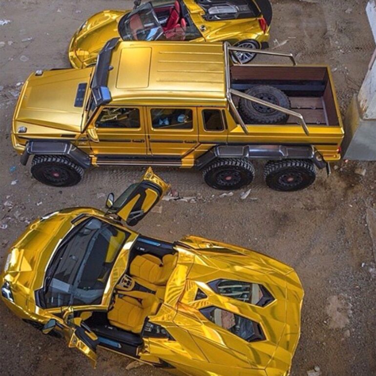 Conheça a super coleção de carros de ouro do sheik saudita